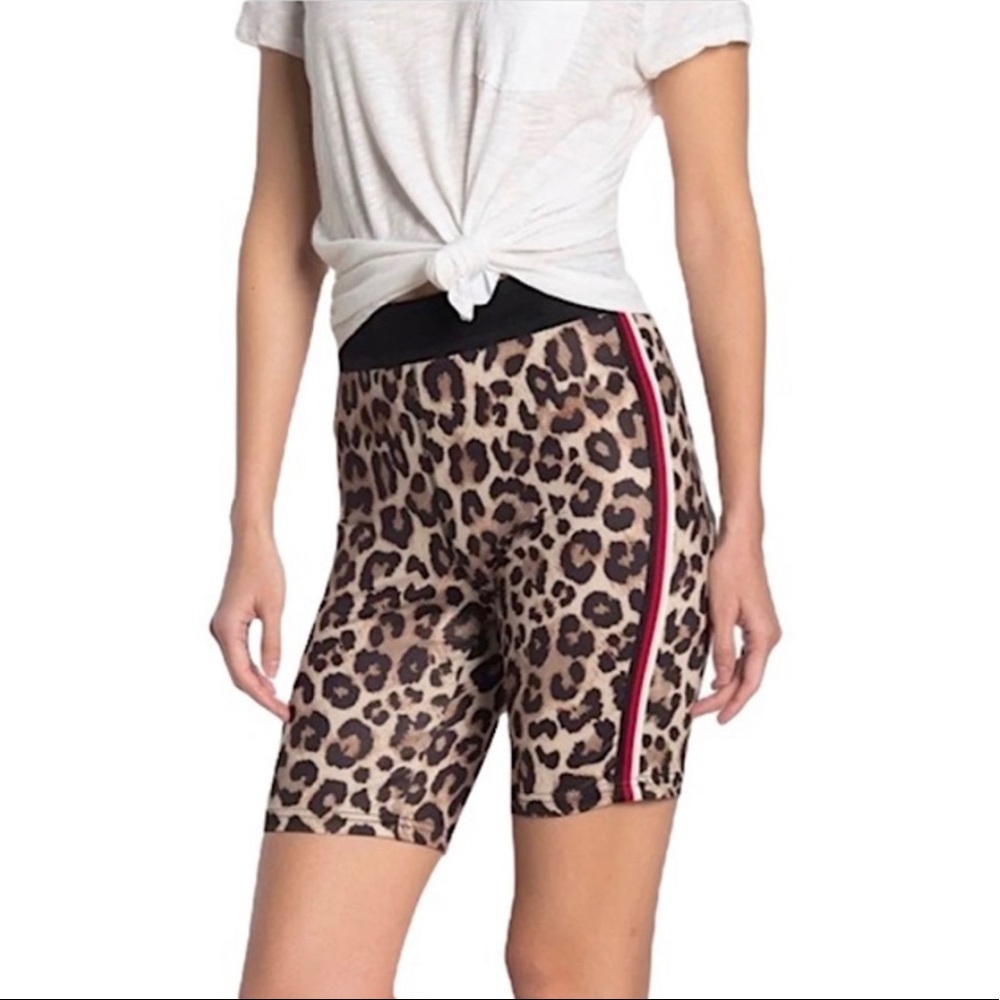 NWT PAM & GELA BIKE SHORTS